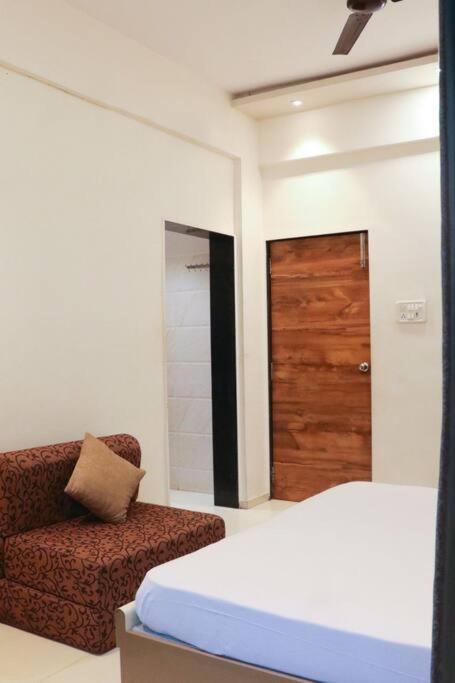 Stayhaven Aqua With Pvt Theatre & Pool Мумбаї Екстер'єр фото