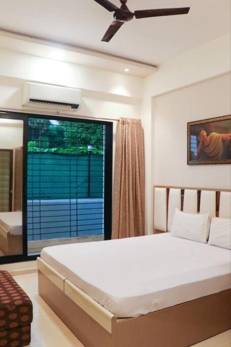 Stayhaven Aqua With Pvt Theatre & Pool Мумбаї Екстер'єр фото